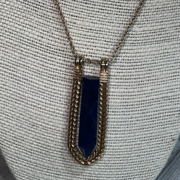 Navy and gold pendant necklace - Picture 2 of 3